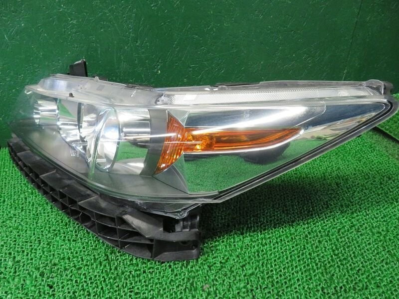 Honda Stream RN6 RN7 RN8 Late model Headlight Halogen KOITO 100-22653 OEM JDM