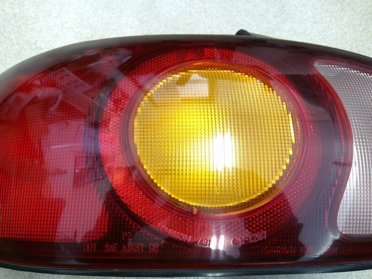 Mazda MX-5 Miata NB8C NB6C NB Roadster Early Model Taillight Left ICHIKOH 4816