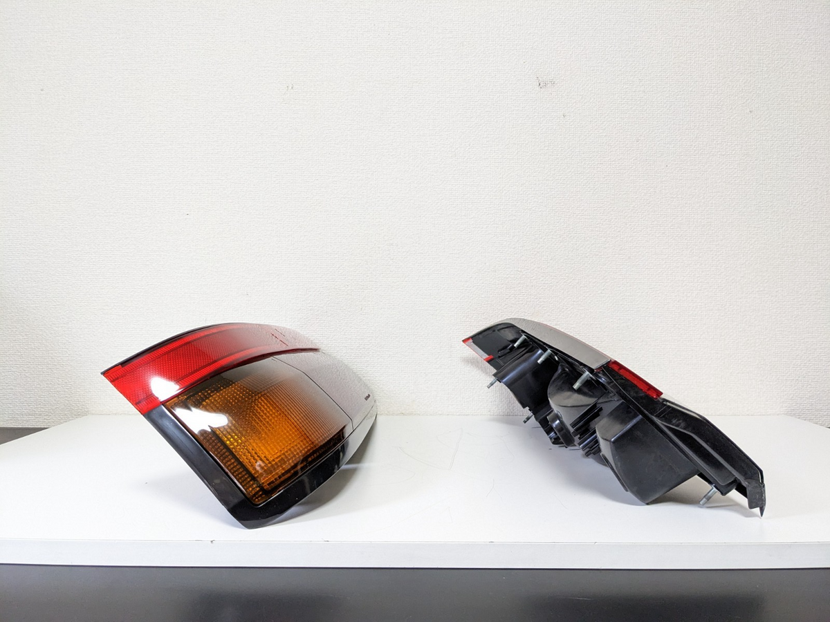 Toyota Genuine SPRINTER TRUENO Tail lamps RH LH Rear 1A291 AE86 KOUKI OEM