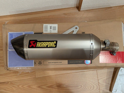 AKRAPOVIC Slip-On Line Titanium Muffler for Kawasaki Ninja 400/250 Z400/250