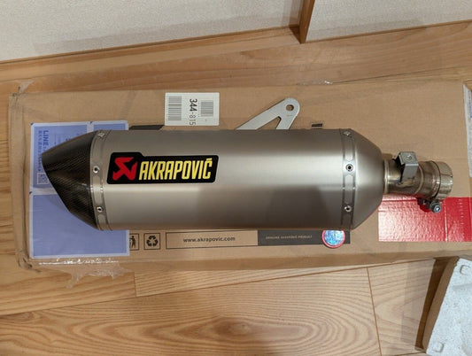 AKRAPOVIC Slip-On Line Titanium Muffler for Kawasaki Ninja 400/250 Z400/250