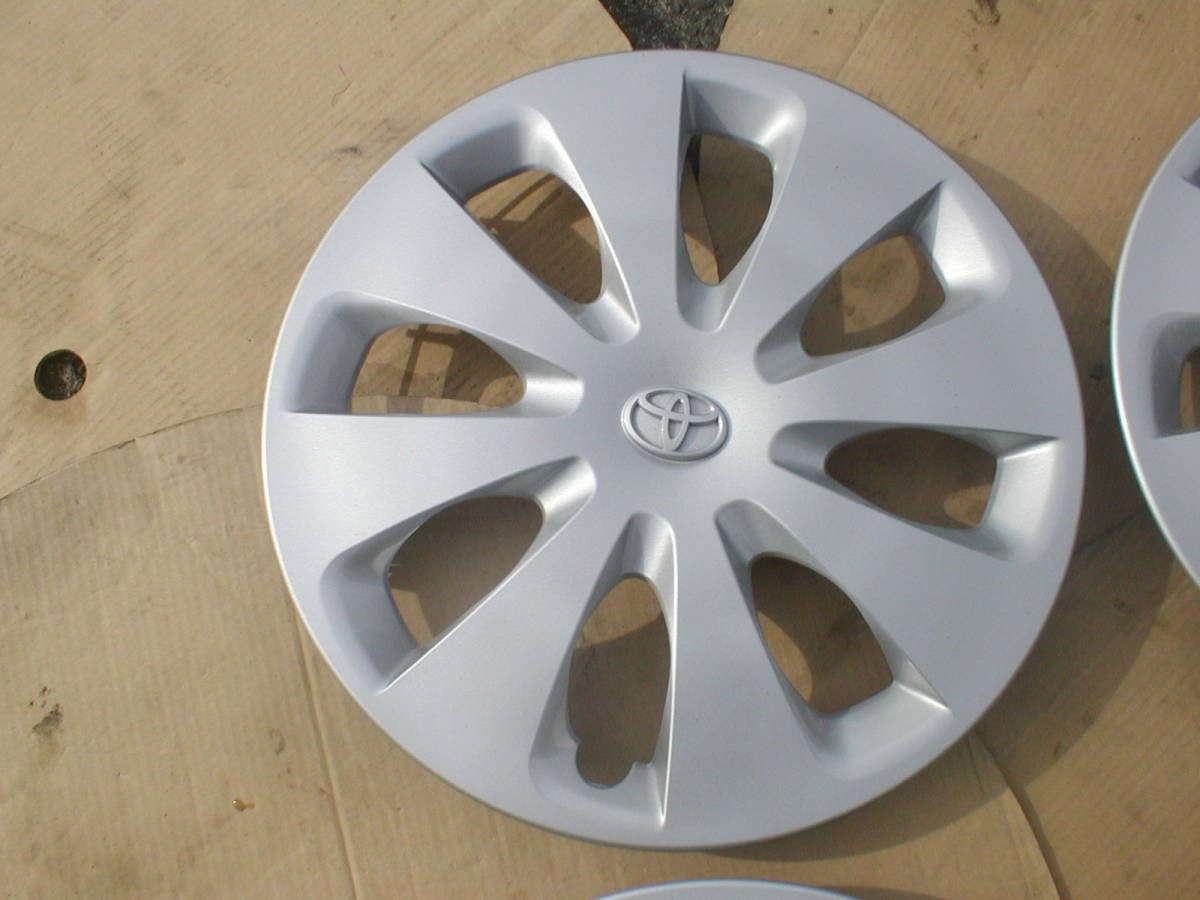 TOYOTA Genuine WHEEL COVER 4 PIECES 15" 42602-52540 JDM Prius C Used JDM