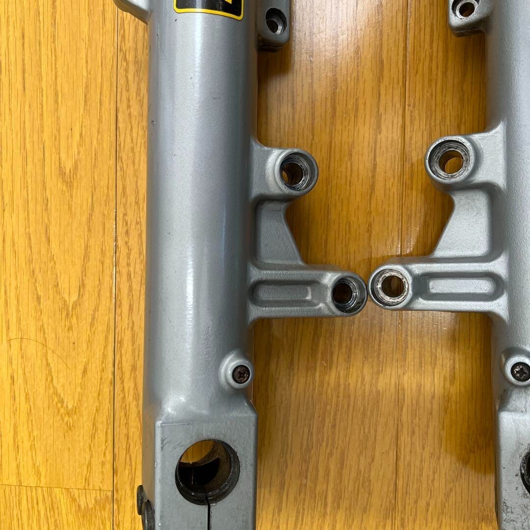 Kawasaki GPZ900R Front Fork
