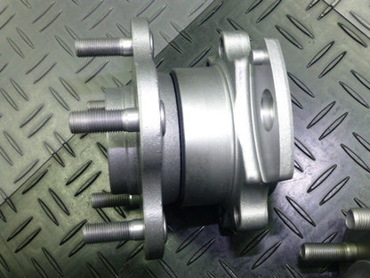 Nissan Silvia S13/S14/S15, 180SX, 240SX Rear hub bearing 5 holes Geniuine