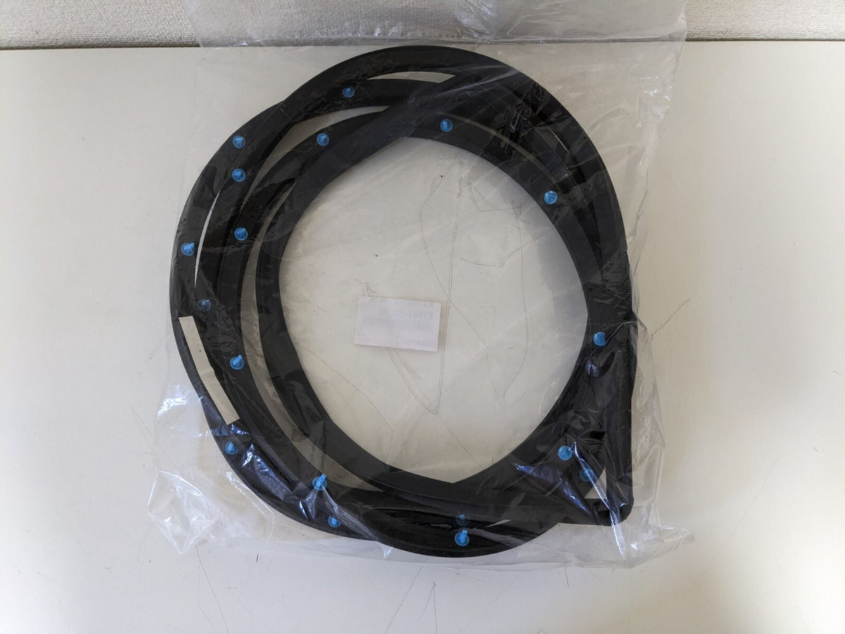 OEM TOYOTA FZJ75 FJ75 BJ75 HZJ75 LandCruiser Front RH LH Set Door WeatherStrip