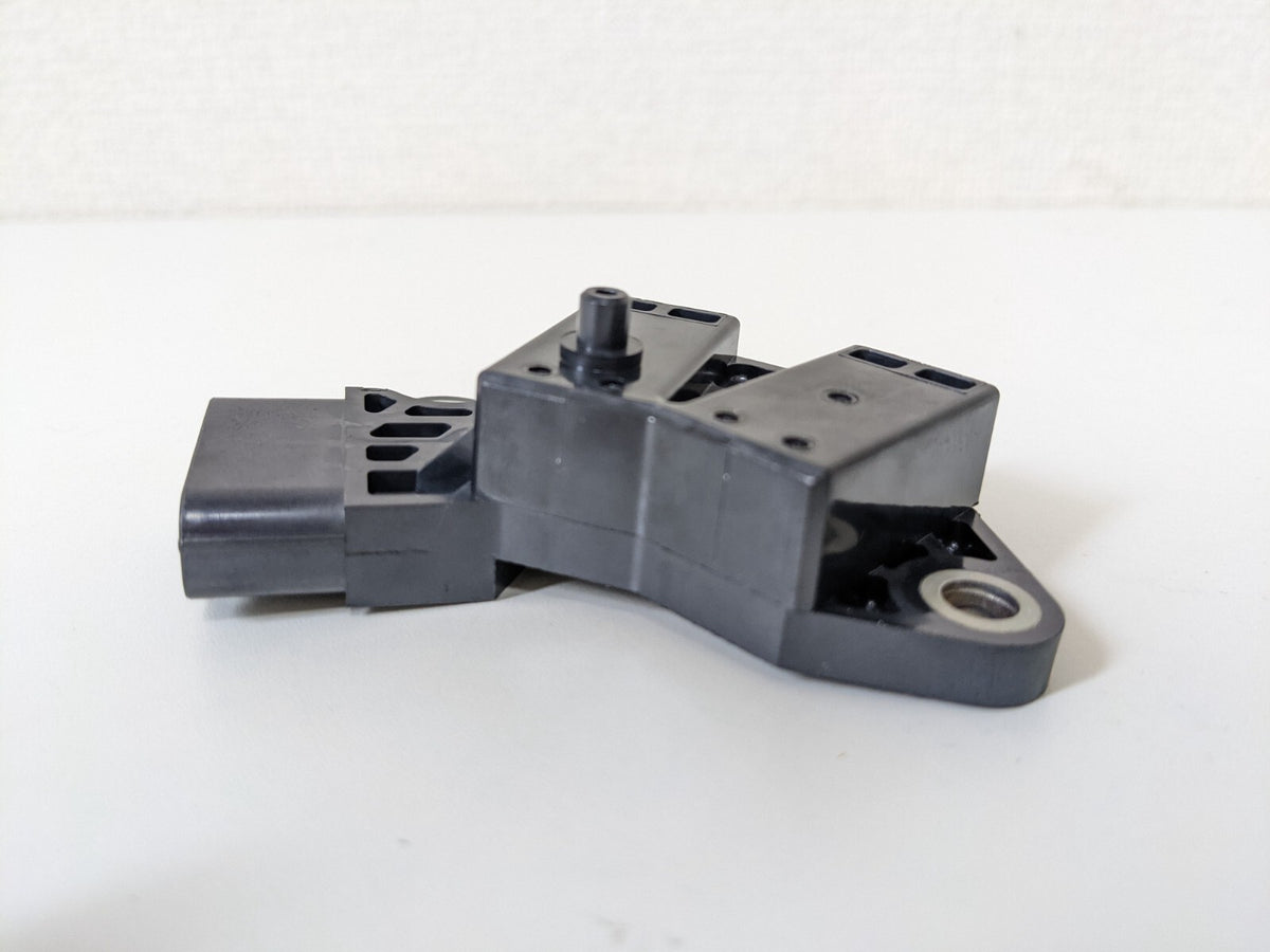 37500-RCA-A01 Honda Genuine Crankshaft Position Sensor (1-2)