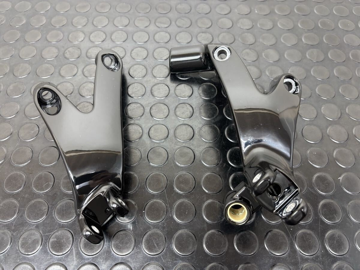 Harley-Davidson FLSB Sport Glide 2018-2024 Footpeg Mount Bracket Genuine OEM