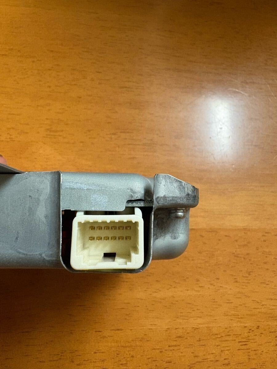 Toyota Genuine 89892-52010 Aqua Prius C NHP10 Battery Voltage Sensor  Used JDM