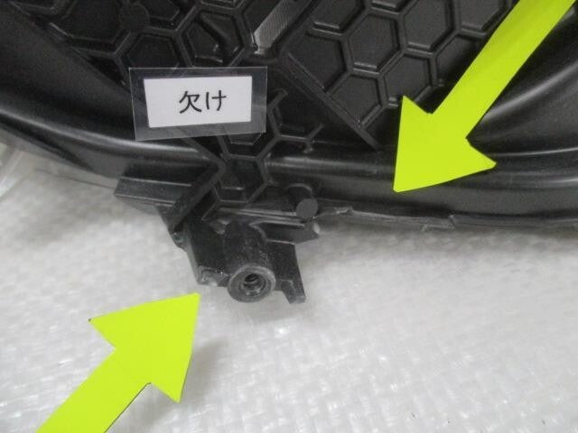 Toyota Prius DLA-ZVW52 Left Headlight 81185-47560