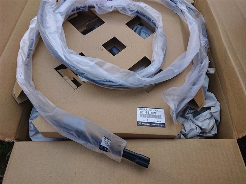 MAZDA Genuine RX-7 FD3S 1991-1998 Rear Grass Windshield Molding set JDM OEM