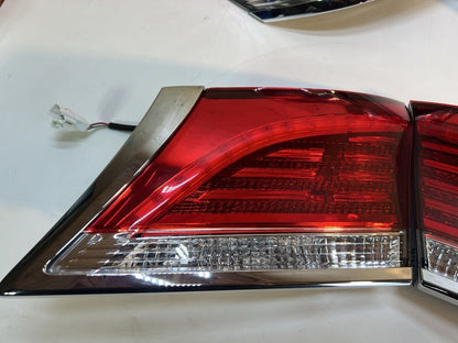 Toyota Crown Royal AWS210 GRS210 2015-2018 Tail Lights LED Rear Lamps OEM JDM