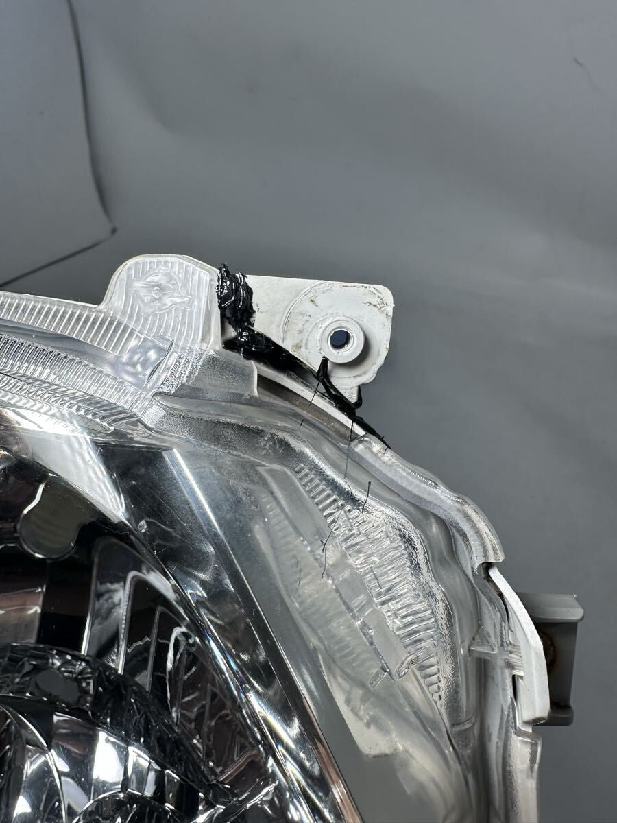 Toyota HiAce TRH KDH GDH 200 Series Right LED Headlight KOITO 26-137 OEM 2013-