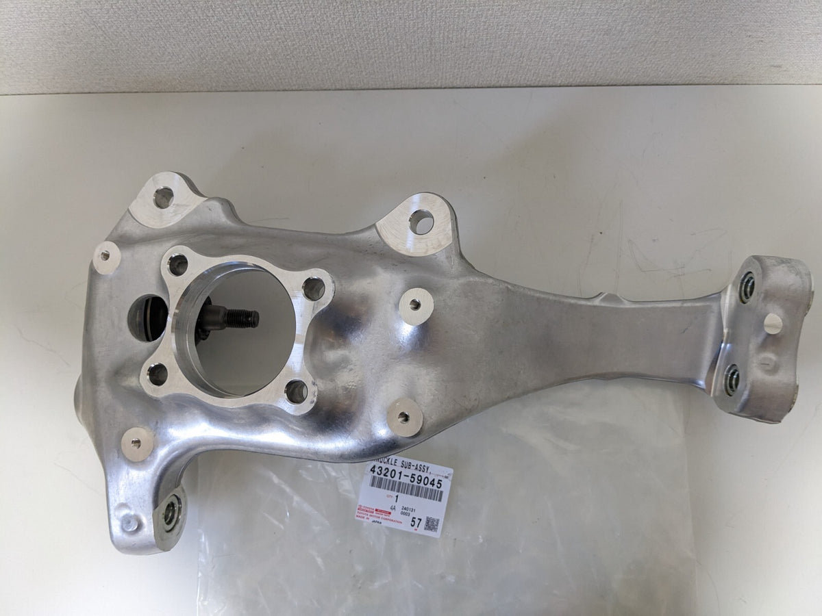 Genuine Lexus LS460 LS600h Spindle Knuckle Steering LH & RH Set OEM