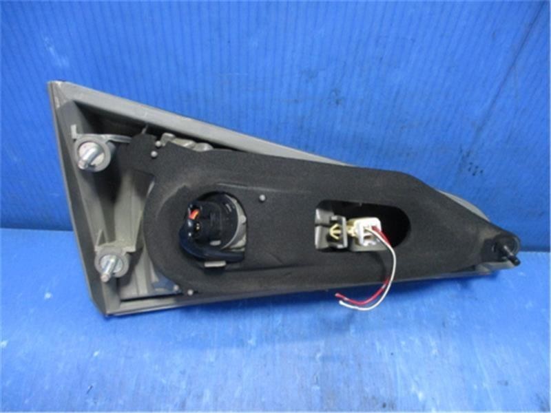 Toyota Caldina AZT241 ZZT241 ST246W 2005-2007 Tail Light Lamps Right OEM JDM