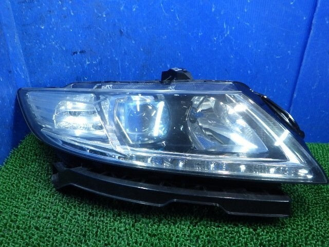 Genuine Honda F1 CR-Z CRZ Early Model ZF2 Right Headlight KOITO 100-22010