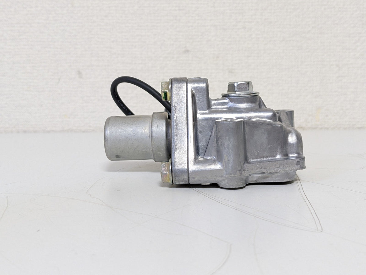 HONDA OEM VTEC SOLENOID SPOOL VALVE W/ GASKET For S2000 AP1 2 F20C F22C GENUINE