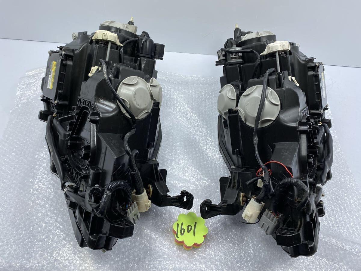 LEXUS USF40 LS LS460 Early Model HID Xenon Headlights KOITO 50-79 OEM Genuine
