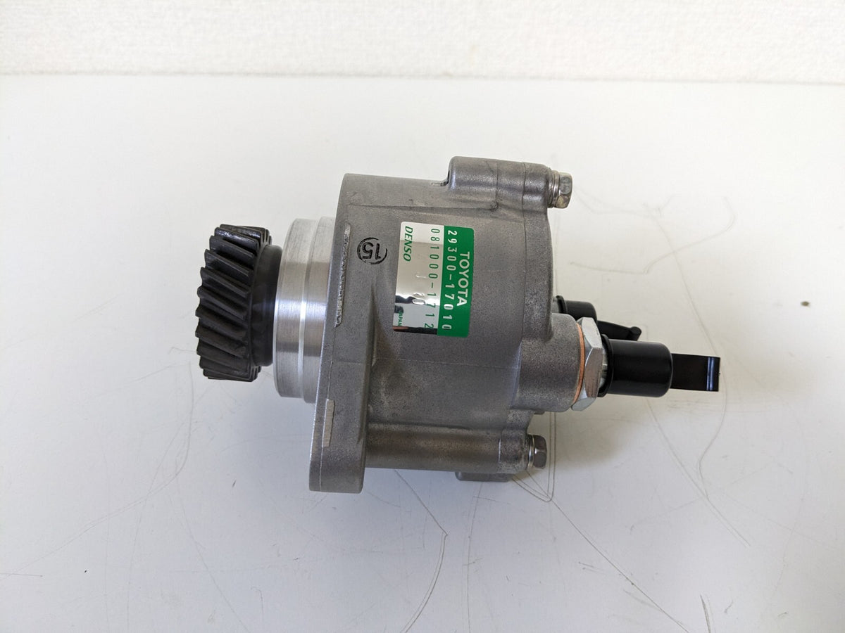 Toyota Lexus Genuine OEM LAND CRUISER / Prado Vacuum Pump ASSY 29300-17010