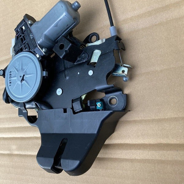 64650-50050 TOYOTA Lexus Genuine 2007-2012 LS460 Trunk Lock Actuator Latch OEM